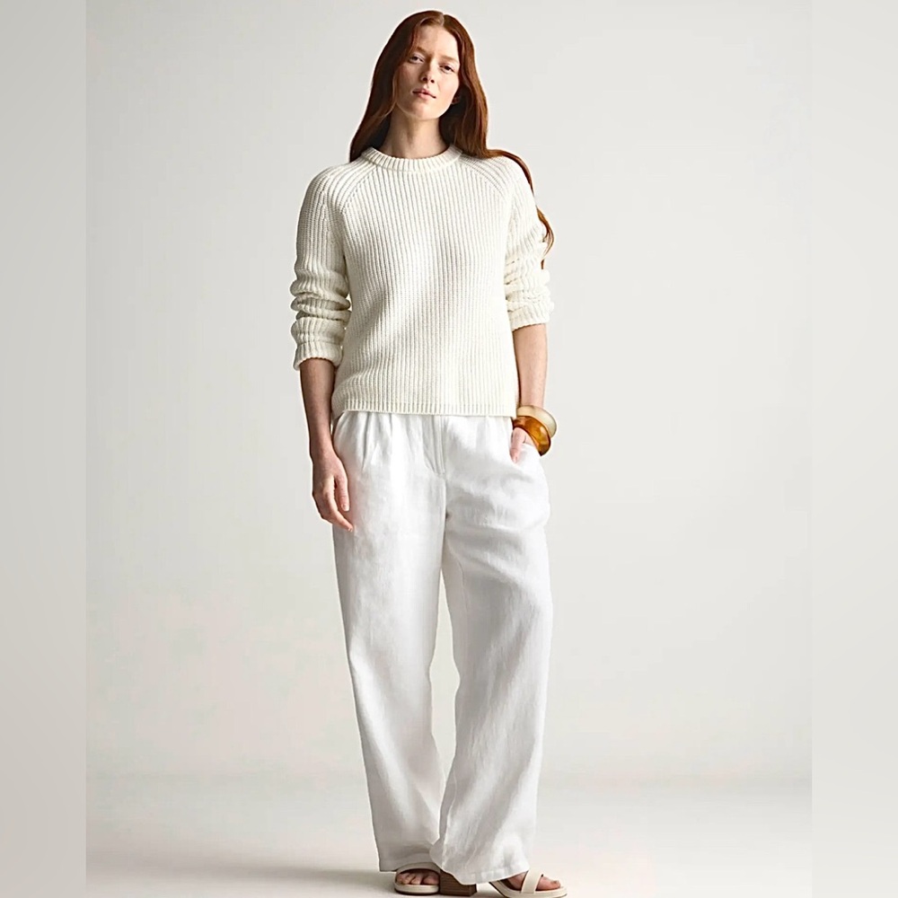 Ann Taylor white crew neck ribbed knit sweater Size L